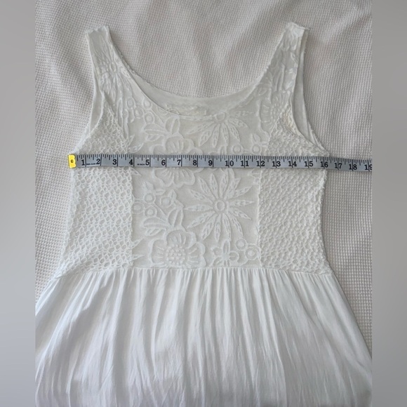 Women’s Italian white sleeveless lace&crochet top + flowy bottom dress Sz Large - Picture 8 of 13